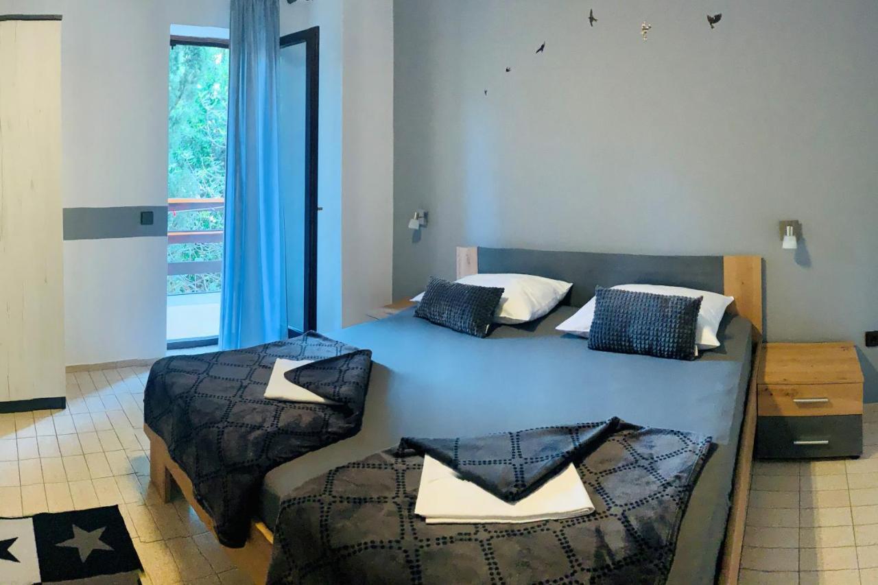 Apartments And Rooms By The Sea Starigrad, Paklenica - 6591 Zewnętrze zdjęcie